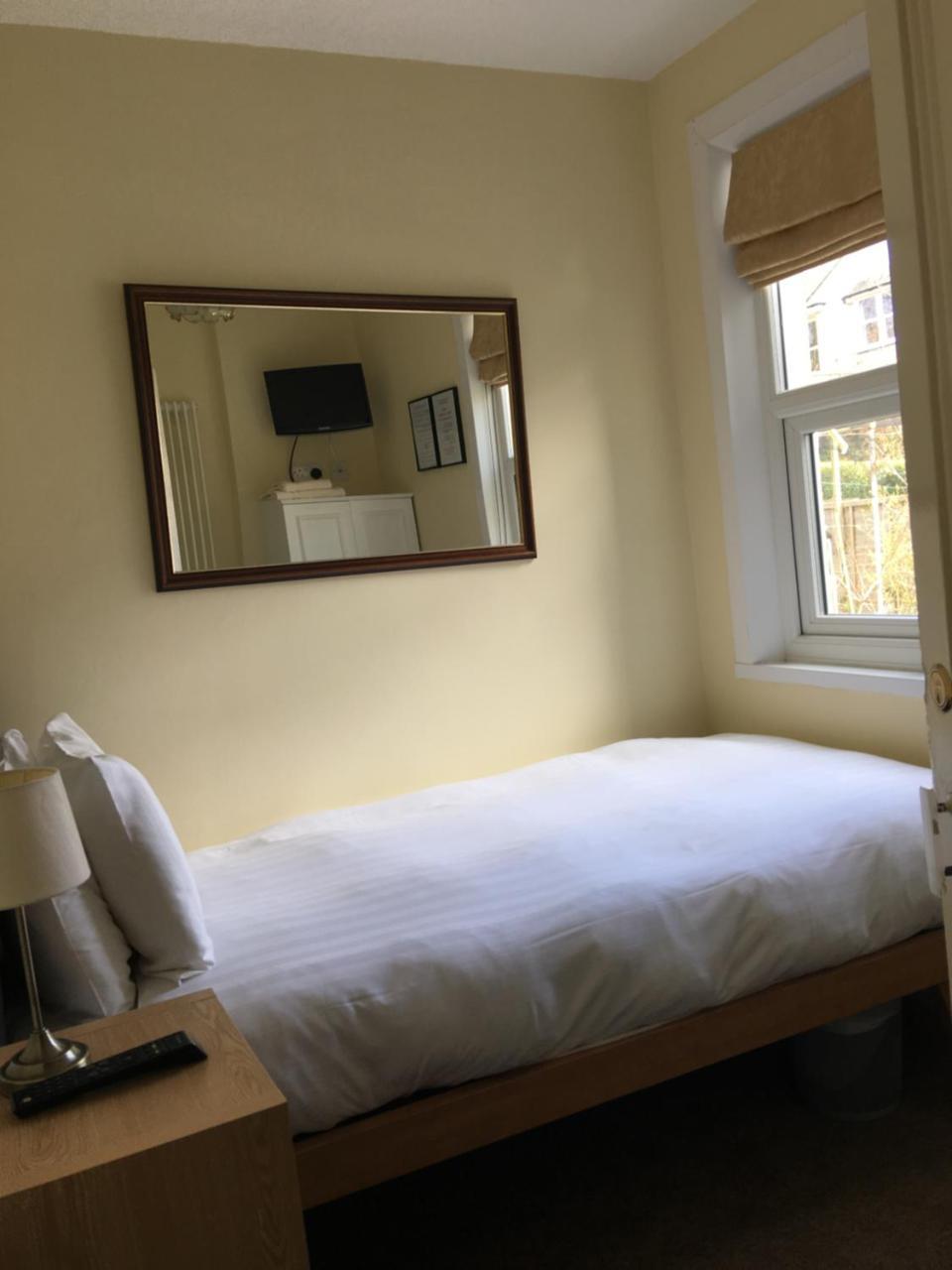 Lincoln Guest House Keswick  Exterior photo